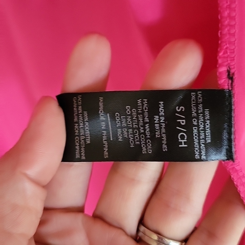Natori Size Small Hot Pink Enchanted Wrap with Lace NWT - Picture 5 of 8